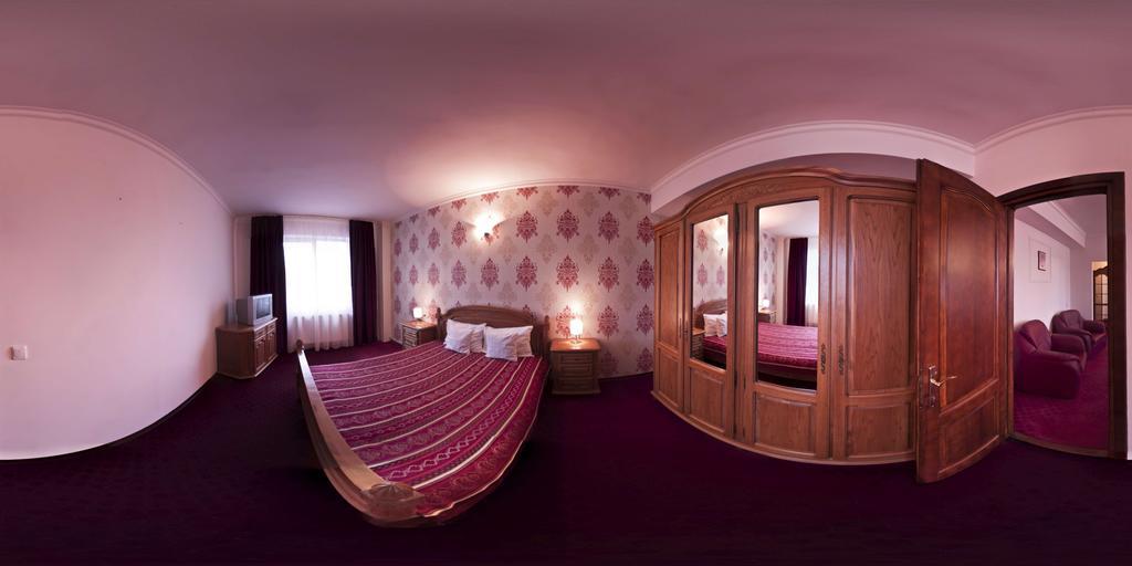 Hotel Melody Satu Mare Quarto foto